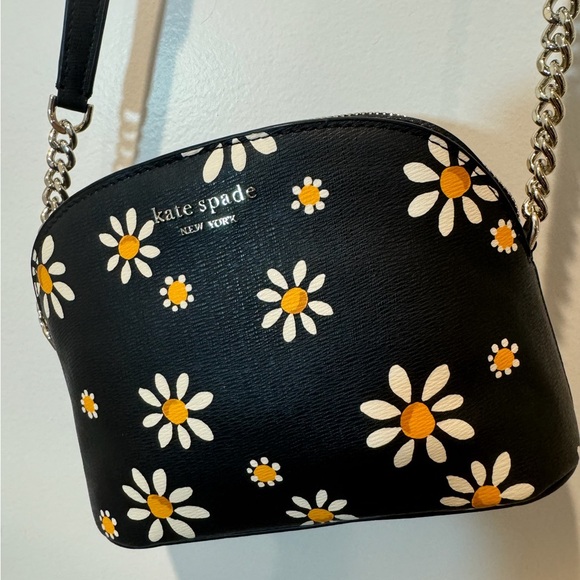 Kate Spade Black and White Daisy Print Bag with Cardholder Wallet - Picture 2 of 4